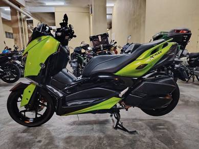 Yamaha XMAX