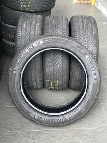215/55/18 Continental UC6