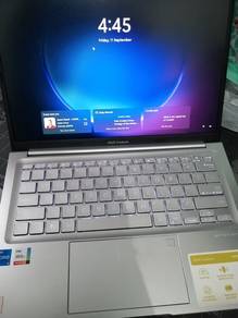 Laptop used (like new) all function 