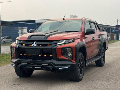 Mitsubishi Triton VGT ATHLETE in Permas Jaya, JHR
