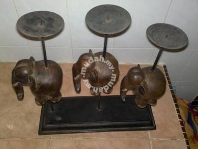 Antique wooden candle stand lilin kayu antik
