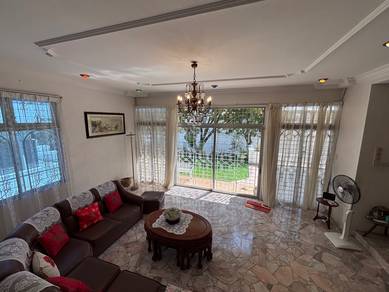 Semi-Detached House For Sale in Greenlane,PNG