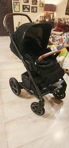 Nuna MIXX Next Caviar Stroller | 9/10