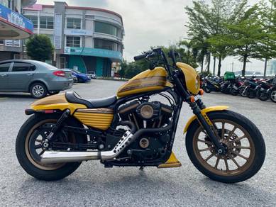 Harley-Davidson Iron 883