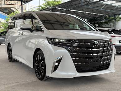 Toyota Alphard HYBRID Z in Sungai Besi, KUL