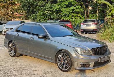 2013 Mercedes Benz C200 200 CGI BlueEFCY AVNTGRDE(CKD)