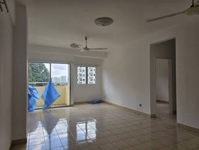 Condominium For Sale in Belimbing Heights