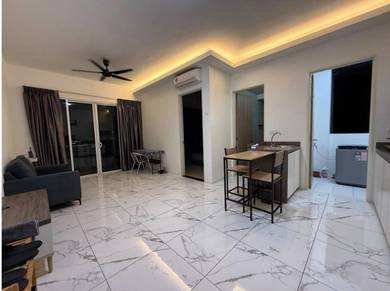 Condominium For Rent in Quay West Residence