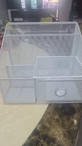 Second-hand stationery organiser