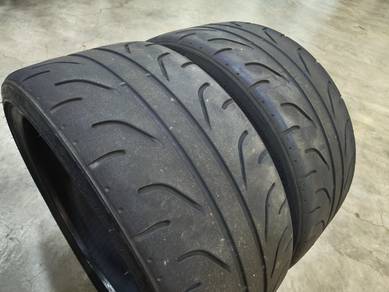 2pc 235 35 19 Vitour V01R mk7 mk8 RS3 W176 W117