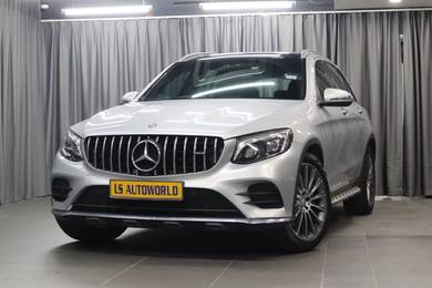 Mercedes Benz GLC250 250 4MATIC (CKD) in Kota Damansara, SGR