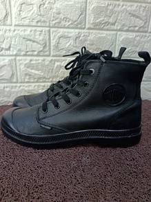 Uk7 Palladium Pampa Zip-Up Boots