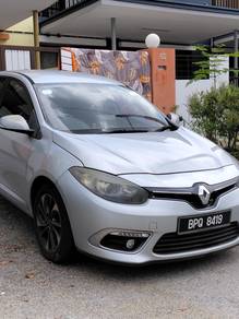 Renault Fluence DYNAMIQUE in Sungai Buloh, SGR