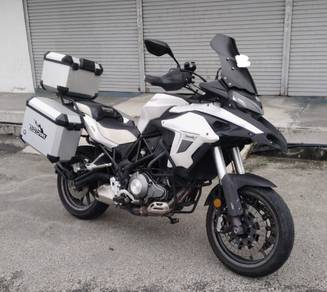Benelli TRK 502 LE