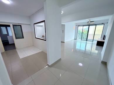 Service Residence For Sale in D Alamanda