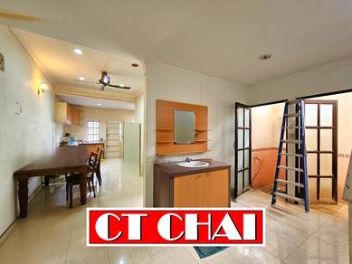 1-storey Terraced House For Sale in Jelutong,PNG