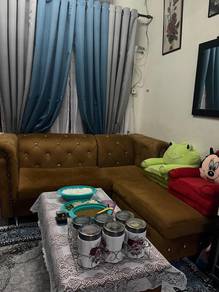 Sofa L shape Chesterfield