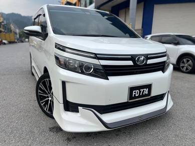 2016 Toyota Voxy ZS