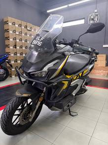 Honda ADV 160