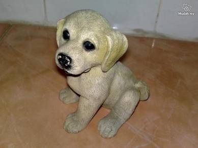 Patung Dog figurine