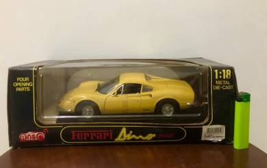 Vintage Ferrari 250 LE Mans 1:18 diecast