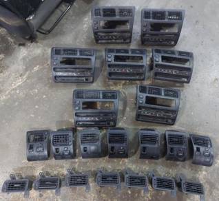 Aircond vent dashboard toyota seg ae101