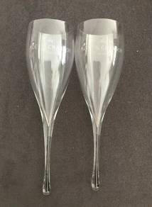 2 MOËT & CHANDON CHAMPAGNE GLASS W/O Base