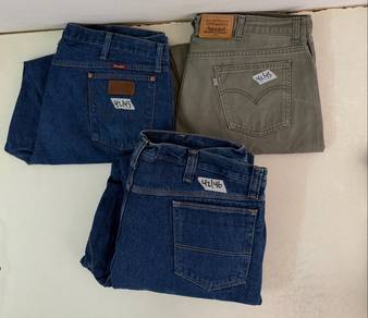 Wrangler Levi’s sz 42 Combo::