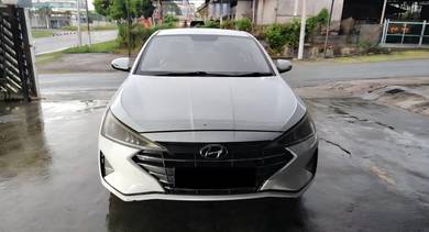 Hyundai Elantra EXECUTIVE in Bandar Puteri Puchong, SGR