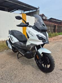 Sym Husky ADV 300