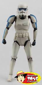 New Model StarWars Revoltech : Stormtrooper