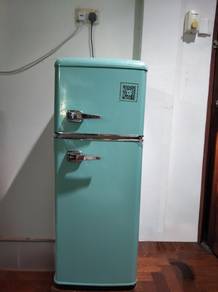 mini fridge 