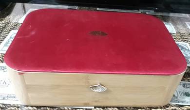 MANDARIN ORIENTAL KL Gift Box