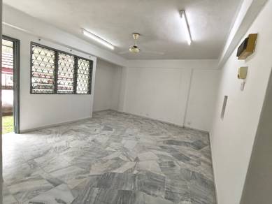 Apartment For Rent in Pangsapuri Orkid, Bandar Mahkota Cheras
