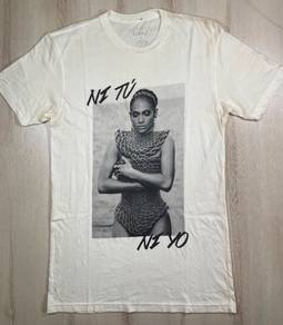 Jennifer Lopez Tee #BL Used