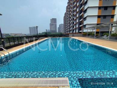 Condominium For Auction in Residensi Zamrud