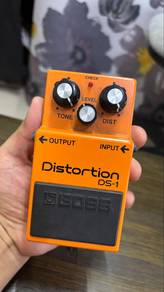 BOSS DS-1 Distortion Guitar Pedal