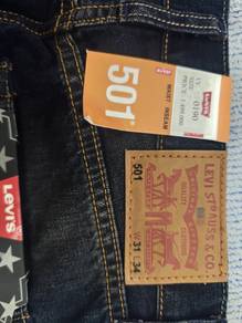 Levis jeans