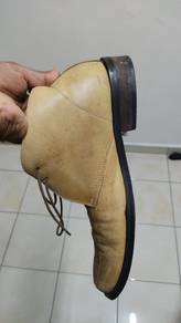 Leather wooden sole boots