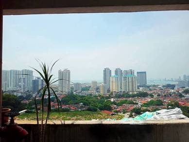 Apartment For Sale in Puncak Erskine