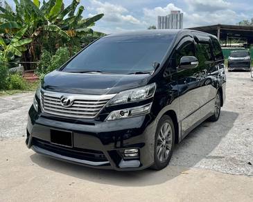 Toyota Vellfire Z PLATINUM SELECTION in Kajang, SGR