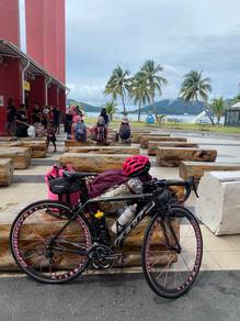 FELT F5 Full Carbon Road Bike (Size 51)
