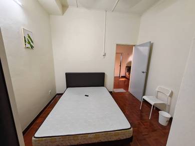 Room in Puchong, SGR