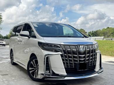 Toyota Alphard SC in Setia Tropika, JHR
