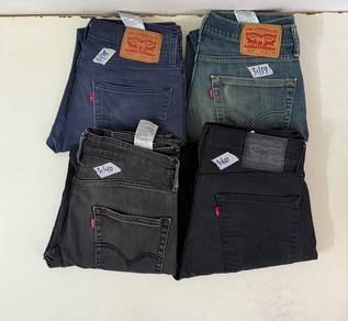 Levi’s Jeans sz 31 Combo.:.).