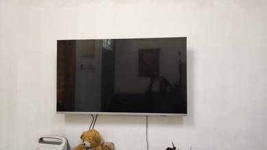 Tv jenama philips 55inchi