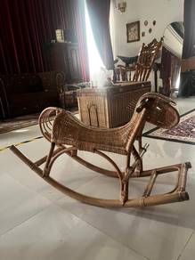 Kerusi Kuda Goyang Rotan Kanak Kanak