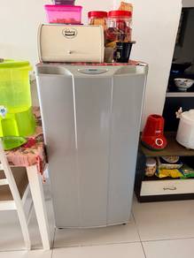 Peti Ais Brand National Single Door