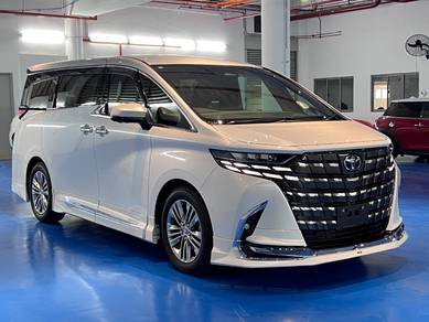 Toyota Alphard Z in Taman Tun Dr Ismail, KUL