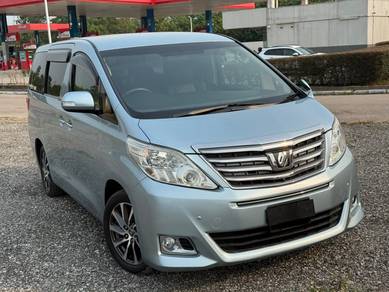 2013 Toyota Alphard 240X